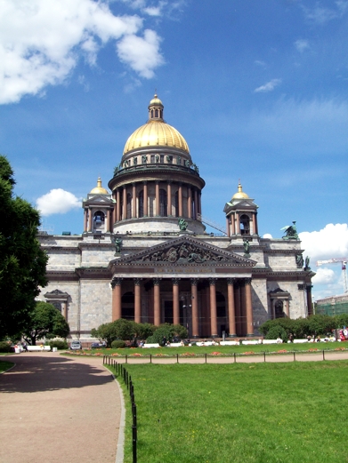 Экскурсии в Петербург в августе
