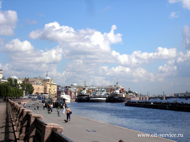 Экскурсионные туры в Петербург
