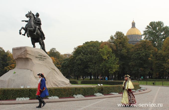 Экскурсионные туры в Петербург для групп