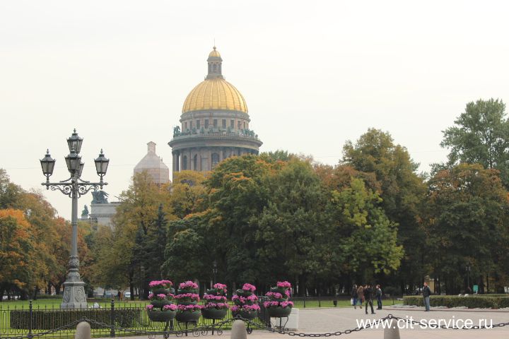 Приём иностранных туристов в Санкт-Петербурге