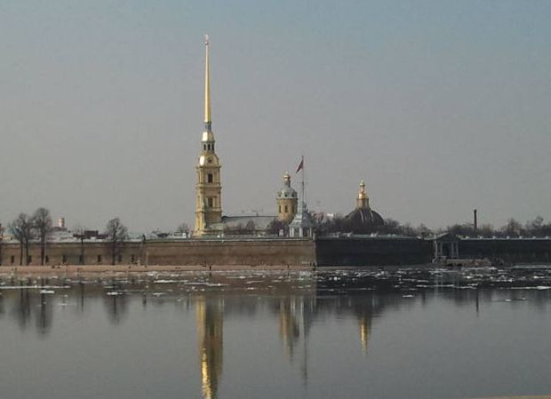 Туры в Петербург весной