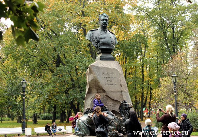 Школьные туры в Санкт-Петербург