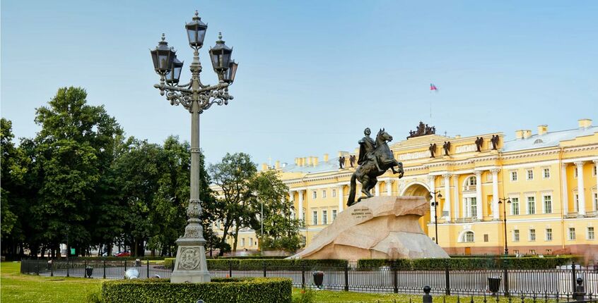 Туры в СПб летом
